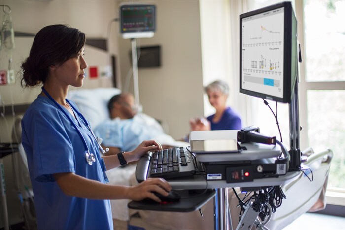 Clinicians at the tele-ICU center