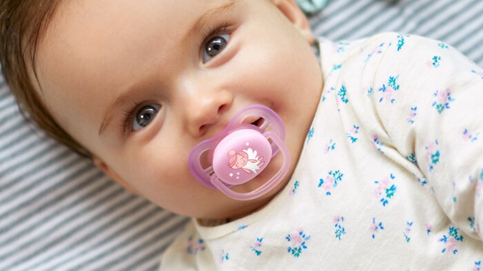 Pros and Cons of Using a Pacifier