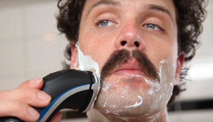 Handlebar mustache