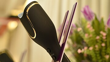 Download image (.jpg) Philips StyleCare Prestige Auto Curler (opens in a new window)