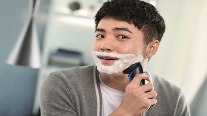 Philips’ Rotary and Skin Guard technology ensures an effortless clean shave without the nicks and cuts to avoid getting irritation to the skin, giving consumers a hassle-free way to achieve their sharpest look.