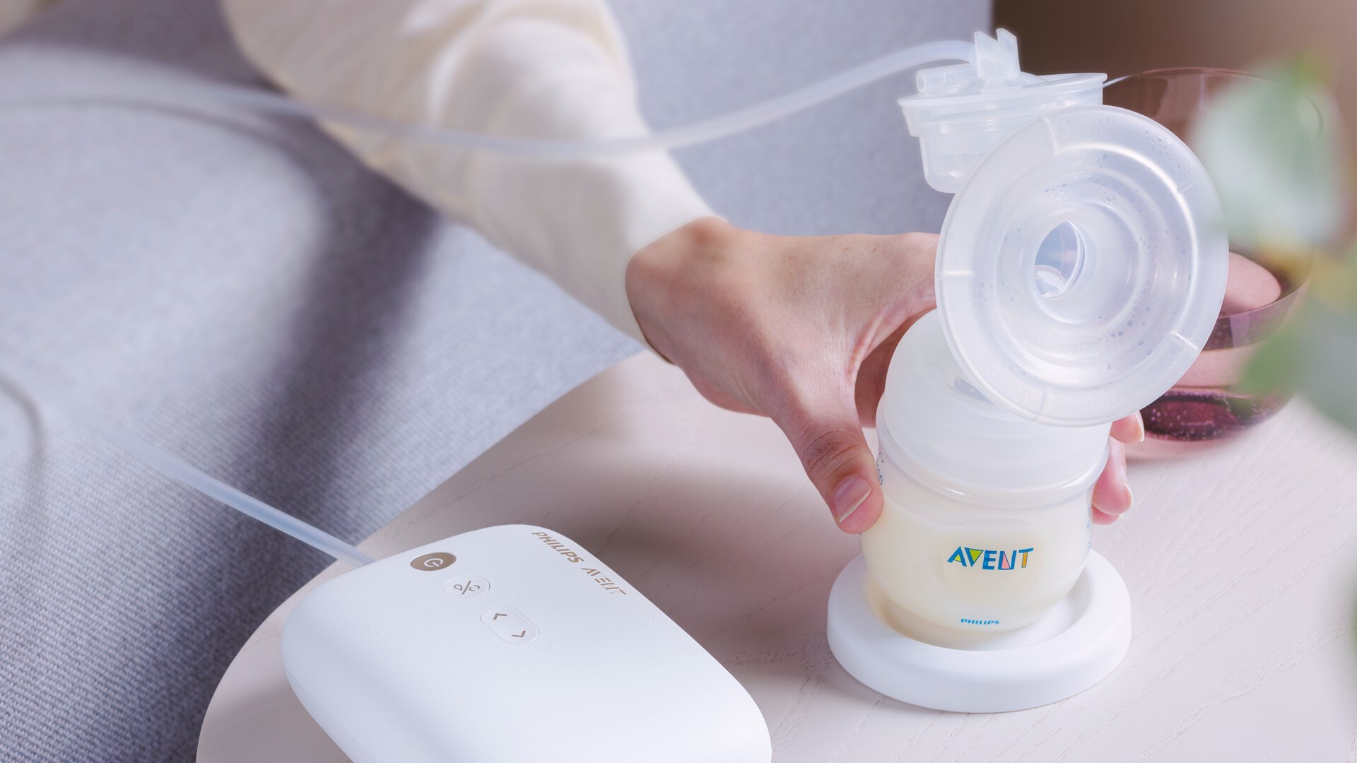 Philips Expands Avent Range with New Electric Breast Pump and Bottle Sterilizer with Dryer – News | Philips 
